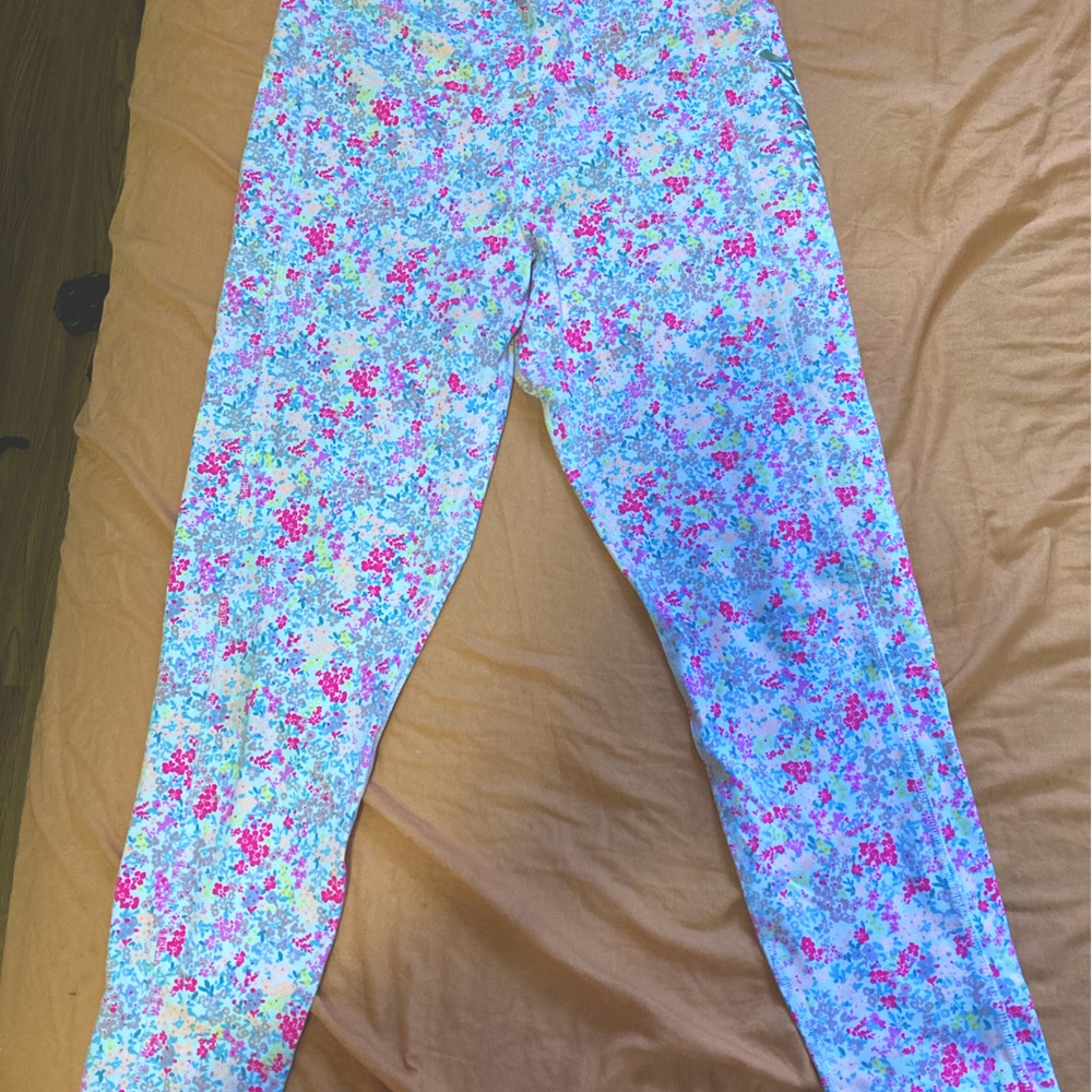 Size large Pink brand yoga/workout pants